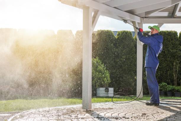 Best Playground Equipment Cleaning  in North Madison, OH